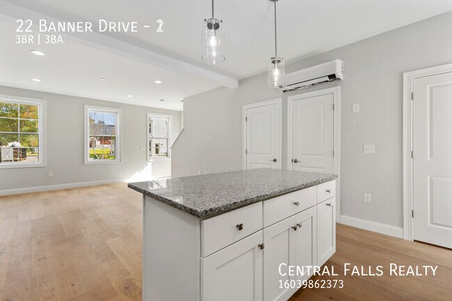 Building Photo - 22 Banner Dr