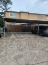 Building Photo - 3303 W Greenridge Dr