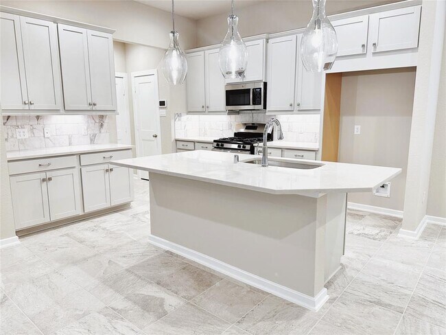 Building Photo - 967 Malibu Shr Ln