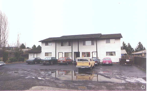 Primary Photo - 972 NE 21st Ave