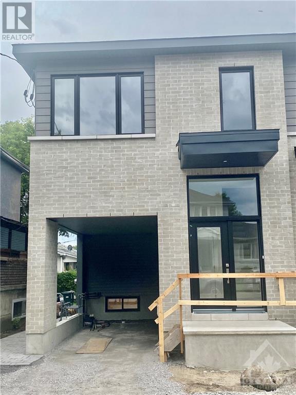 152 Columbus Ave, Ottawa, ON K1K 1R1 House for Rent in Ottawa, ON