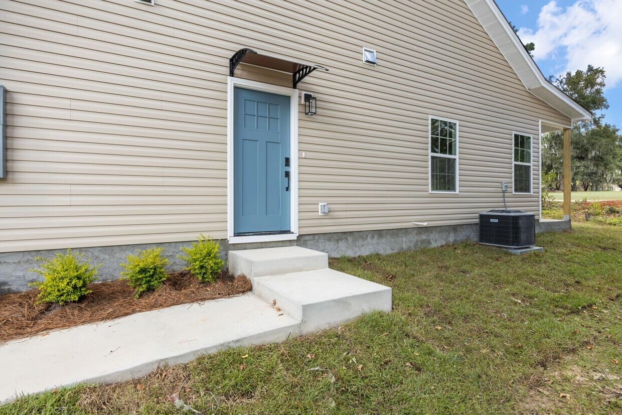 1460 Willow Bend Way, Tallahassee, FL 32301 Townhome Rentals in