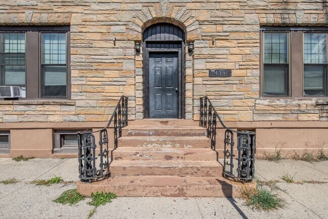 Foto del edificio - 439 Walnut St