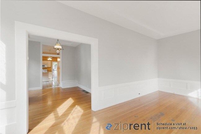 Foto del edificio - 1533 Court St