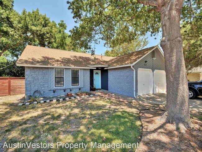 Building Photo - 3 br, 2 bath House - 412 Yucca Dr