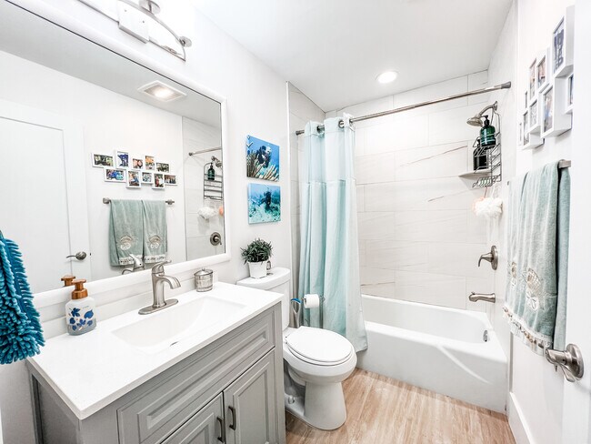 Building Photo - 3950 Estero Bay Ln