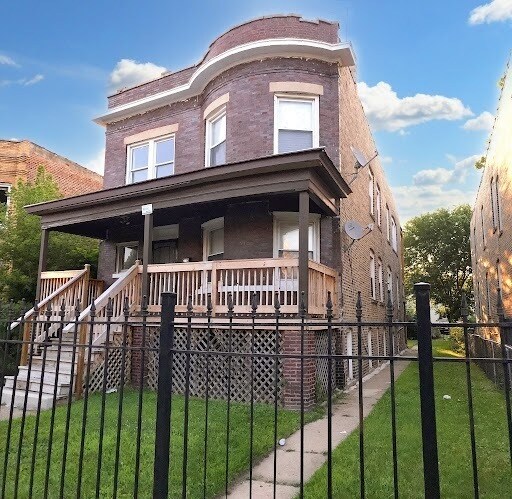 Foto principal - 7615 S Emerald Ave