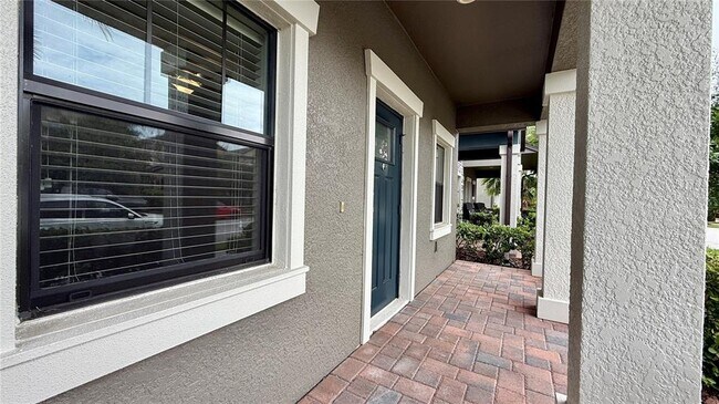 Foto del edificio - 28615 Tranquil Lake Cir