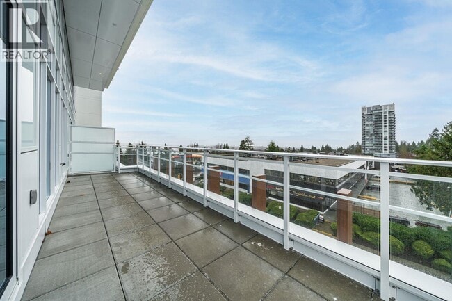 Building Photo - 505 Nelson St