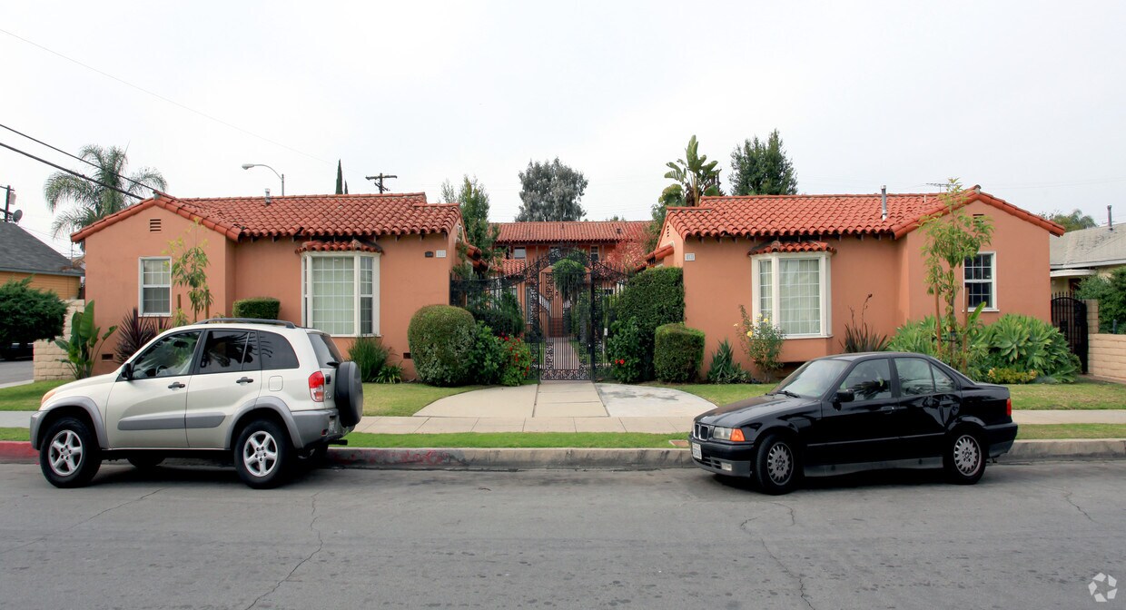 Foto del edificio - 801-815 Saint Louis Ave