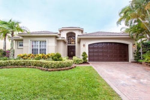 Primary Photo - 19360 Skyridge Cir