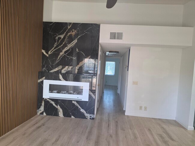 Foto del edificio - 74800 Sheryl Ave