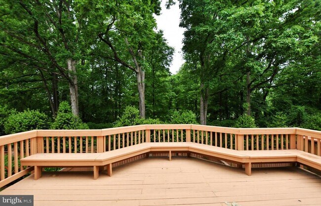 Building Photo - 10121 Crestberry Pl