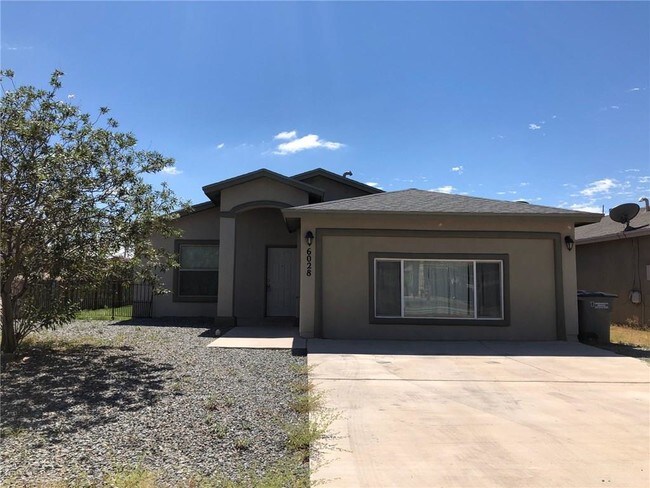 Foto del edificio - 6028 Renee Weeks Ct