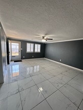 Building Photo - 7932 NW Crossland Cir