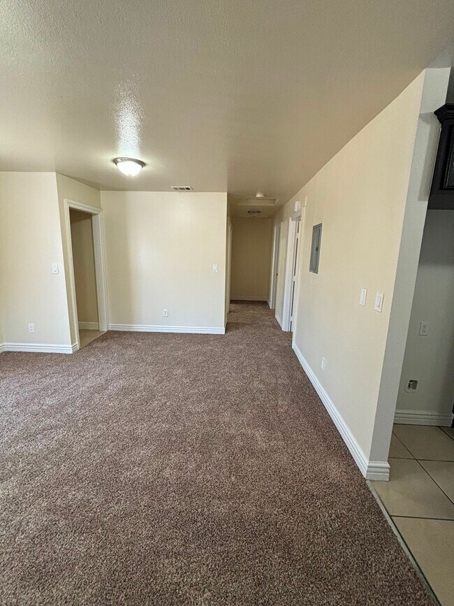 Foto del edificio - 318 E 105th St