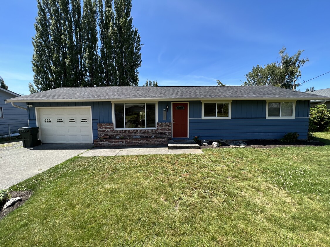 Primary Photo - 2717 Ontario St