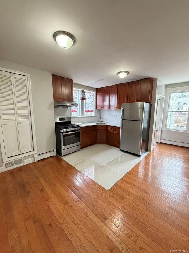 Foto del edificio - 20-27 121st St