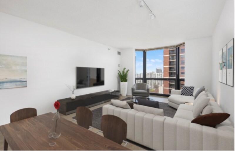 Foto principal - 1005 N Dearborn St