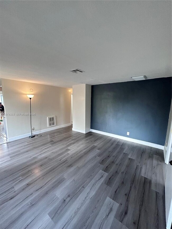 Foto del edificio - 91 NE 2nd Ave