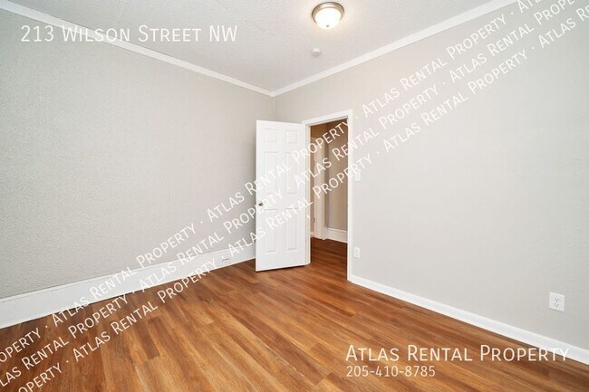 Foto del edificio - 213 Wilson St NW