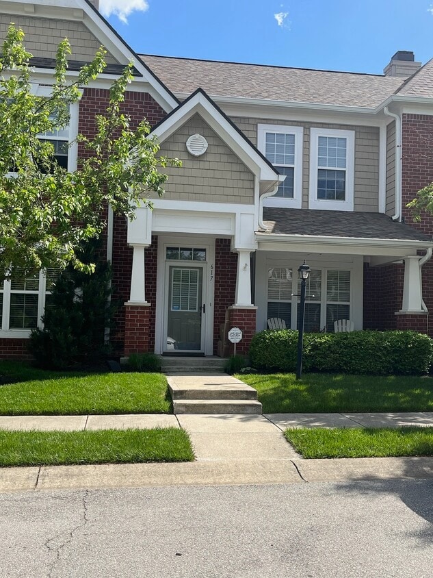 617 Lockerbie Pl, Carmel, IN 46032 Condo for Rent in Carmel, IN