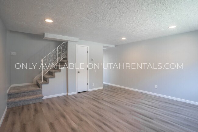 Foto del edificio - 1434 Lancelot Dr