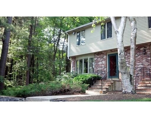Primary Photo - 33 Hilltop Ln
