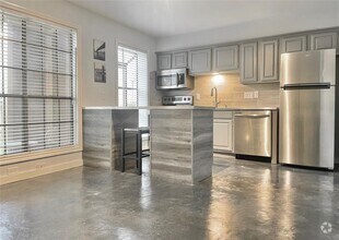 Building Photo - 1311 Antoine Dr