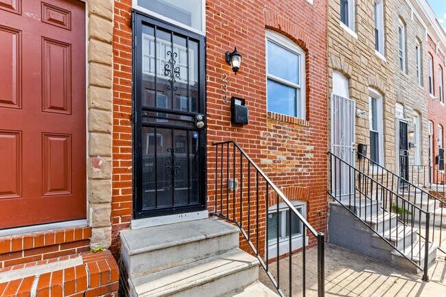 Foto del edificio - Parkside Haven: Contemporary 2-Bedroom Row...