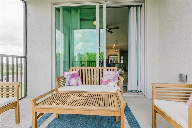 Foto del edificio - 6034 National Blvd