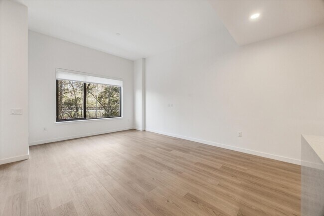 Foto del edificio - 1 Riva Row