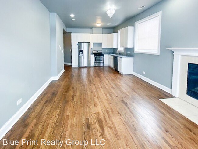 Building Photo - 3 br, 2 bath House - 6425 S. Maryland unit 1s