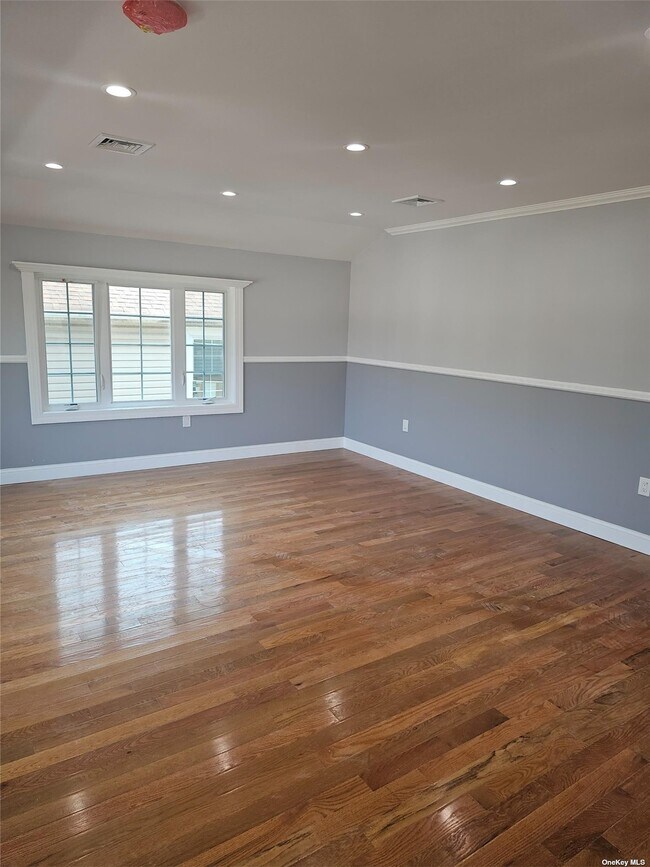 Building Photo - 141-09 243rd St