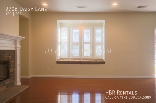 Building Photo - REDBRIDGE Cottage - 1 bed 2 bathroom - Ado...