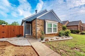 Building Photo - 938 Mapleleaf Ln