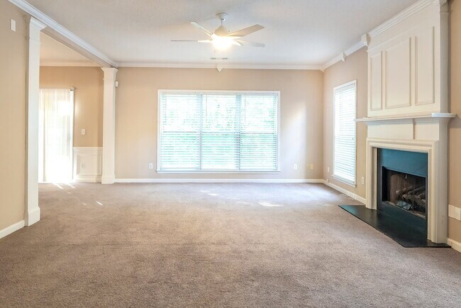 Building Photo - 4108 Glenaire Way NW