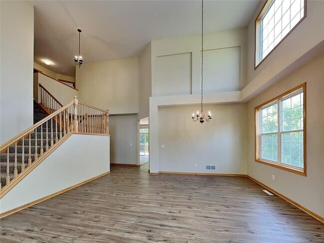 Building Photo - 2135 Lake Lucy Rd