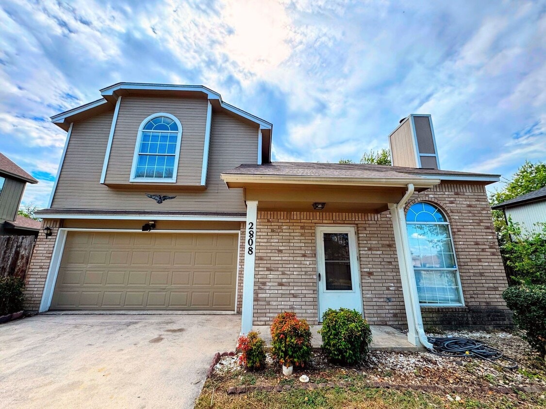 Primary Photo - 2808 Bluejay Dr