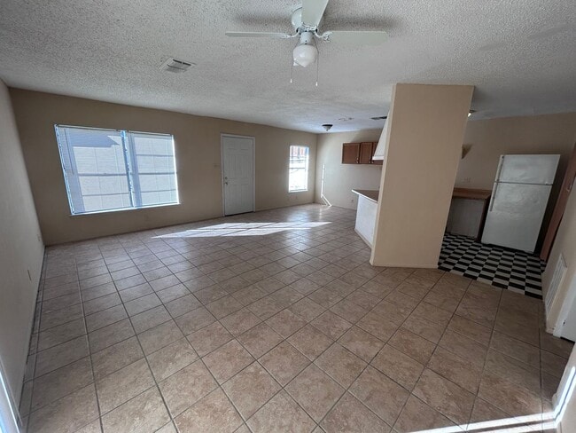 Building Photo - 7809 Sarepto