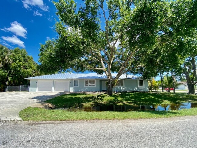 Foto del edificio - 3051 SW Earl Ave