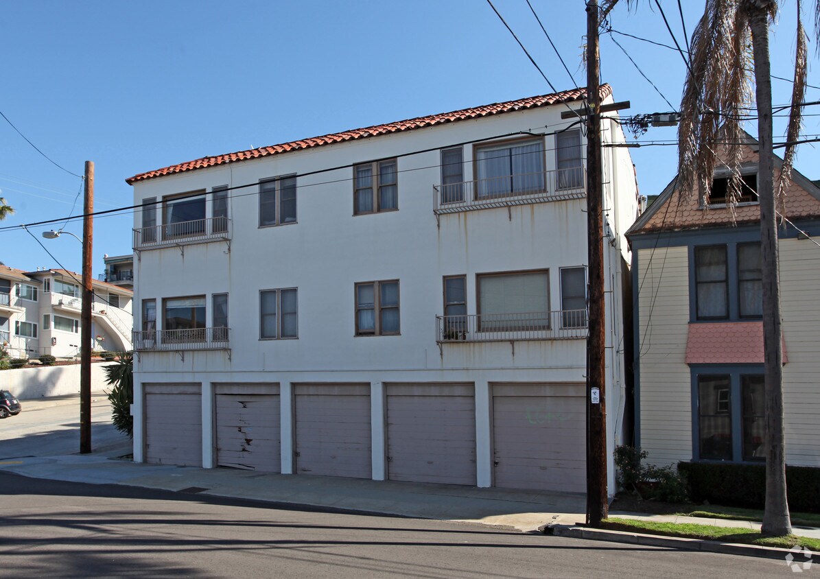Building Photo - 345 Juniper St
