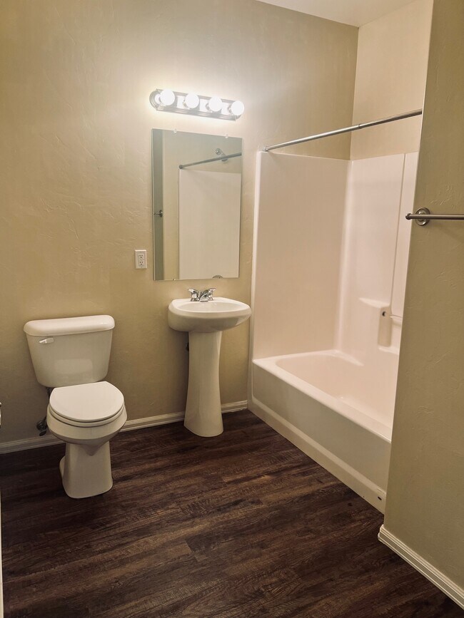 Building Photo - 2461 Thunder Mountain Dr