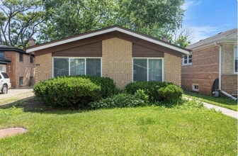 Building Photo - 608 Lavergne Ave