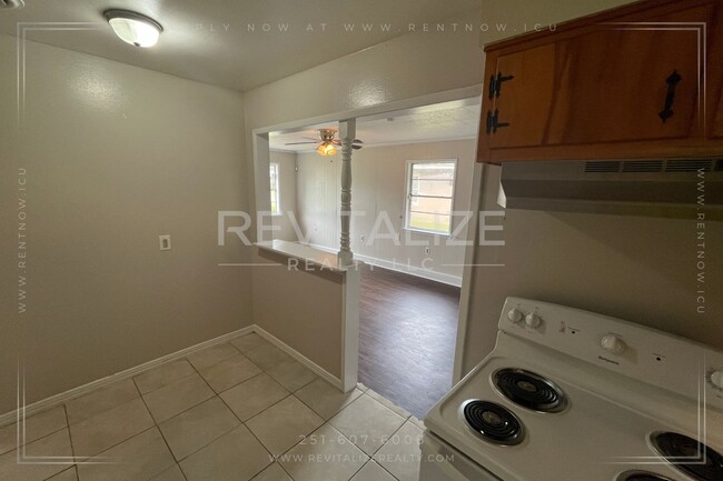 Foto del edificio - Newly Updated 3 Bedroom/2 Bathroom Home in...