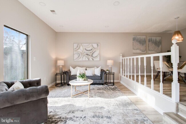 Foto del edificio - 35 Kings Wharf Pl