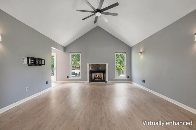 Building Photo - 4916 Heathe Dr