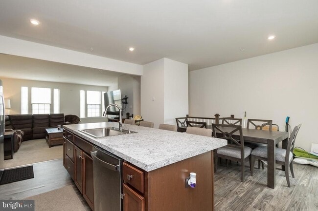 Foto del edificio - 10605 Brewerton Ln