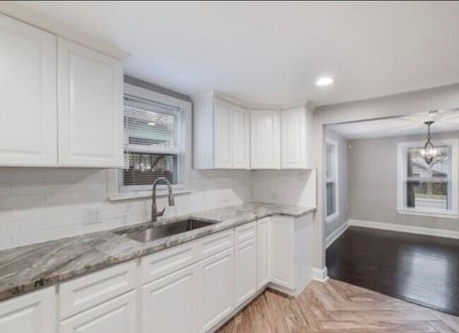 Foto del edificio - 1244 Clower