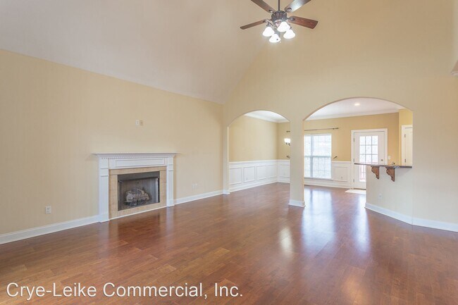 Building Photo - 3 br, 2.5 bath House - 7515 Pfizer Dr.